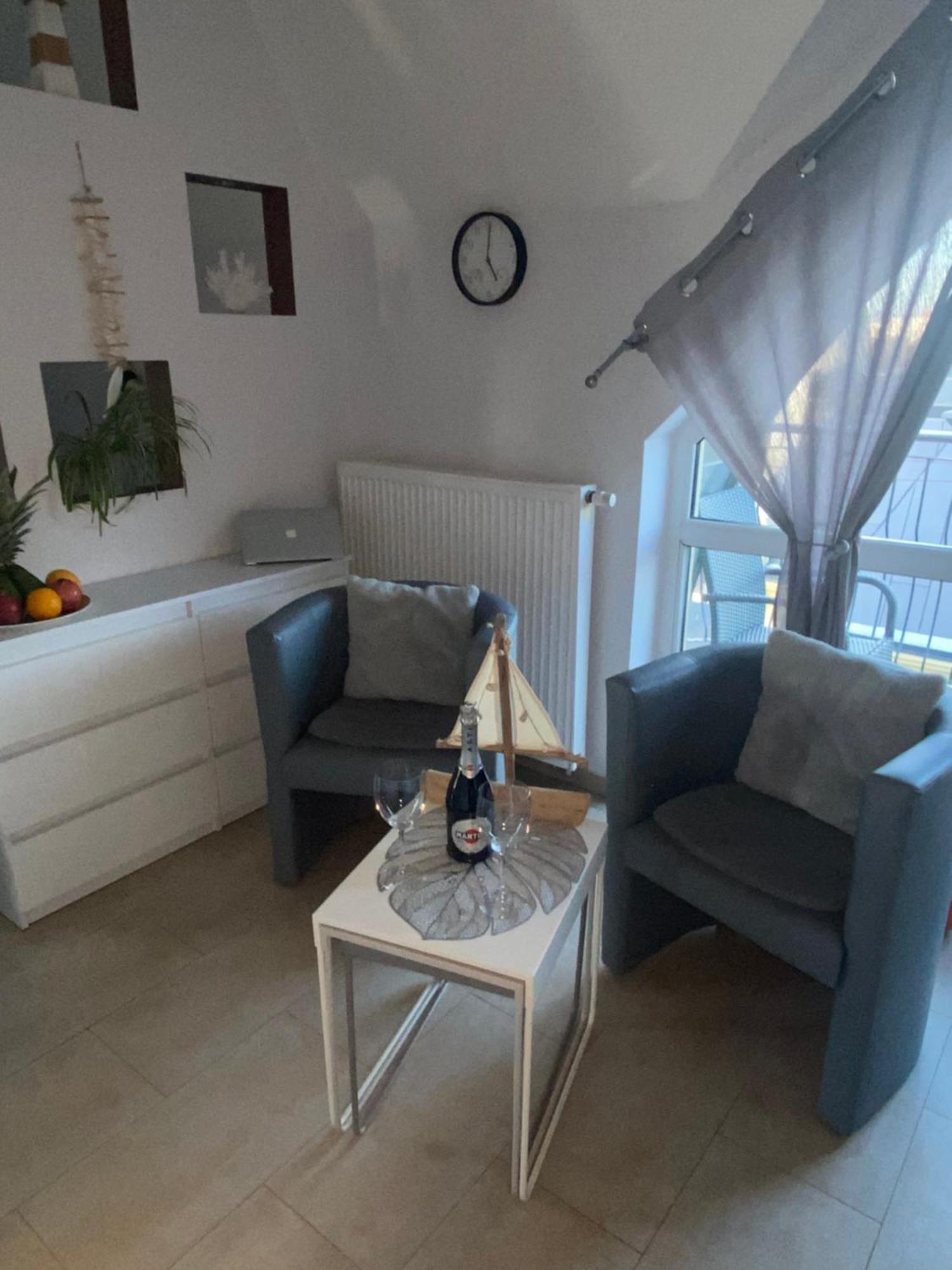 미엥지즈드로예 Apartament Bella 아파트 외부 사진